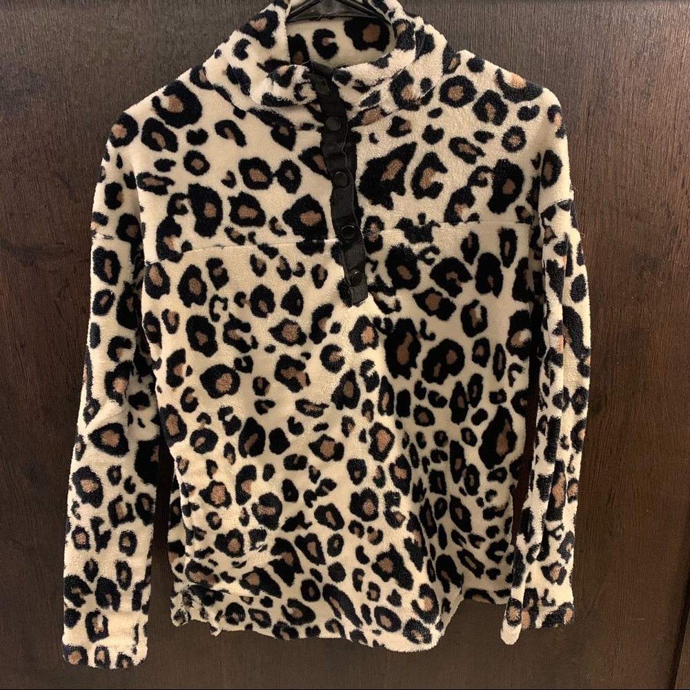 Bke Fuzzy Animal Print Fleece Pullover